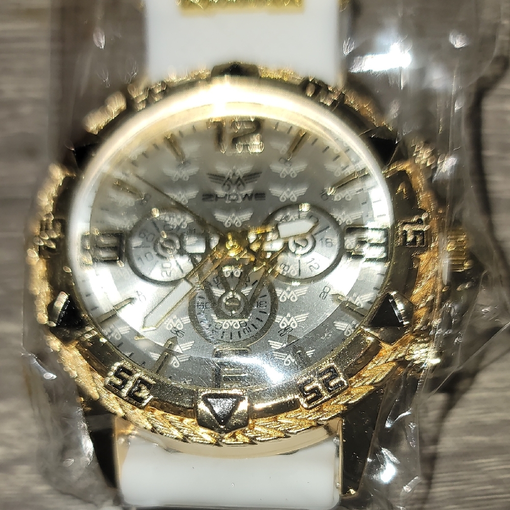 Zhowe Gold and Silver Men's Chronograph Watch